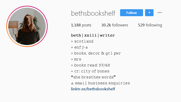 bethsbookshelf IG bio