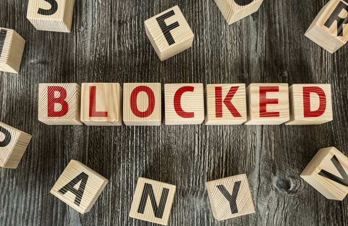 How to Block Someone on LinkedIn in 2020 (+4 Simple Steps)