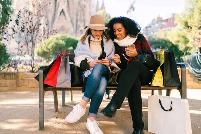 6 Online Holiday Shopping Trends for E-Commerce Sales Success