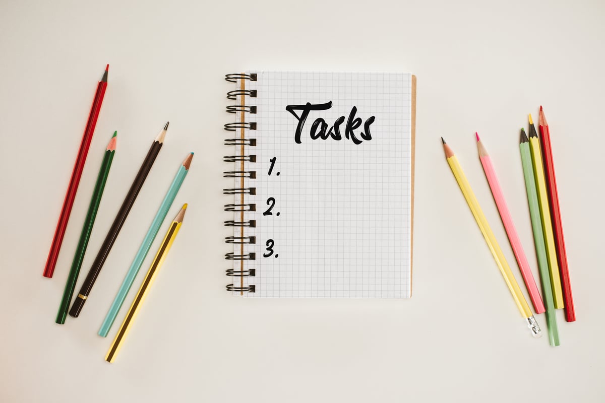 13 strategies on how to manage multiple projects in the workplace