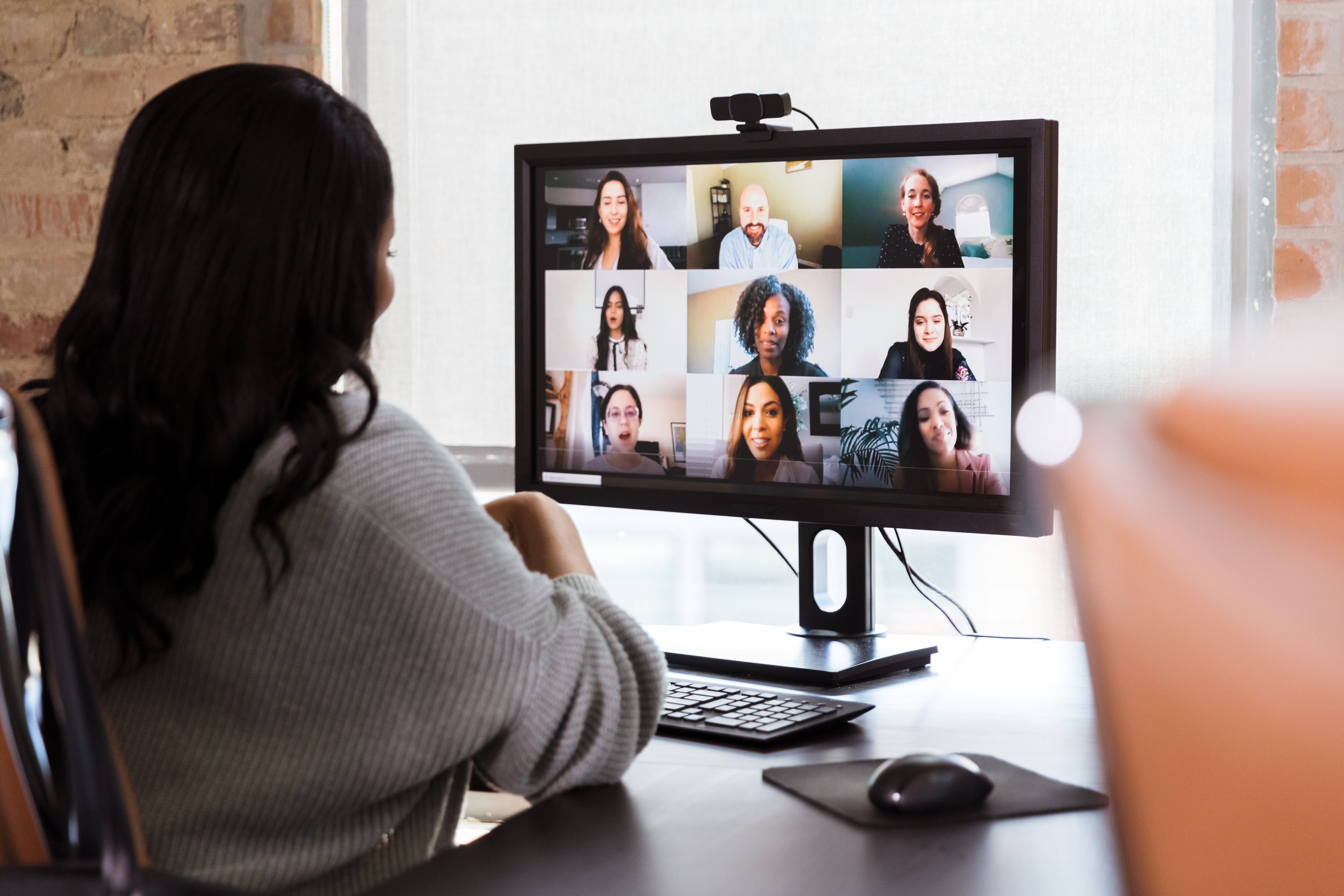 Create a Virtual Event That People Won’t Stop Talking About