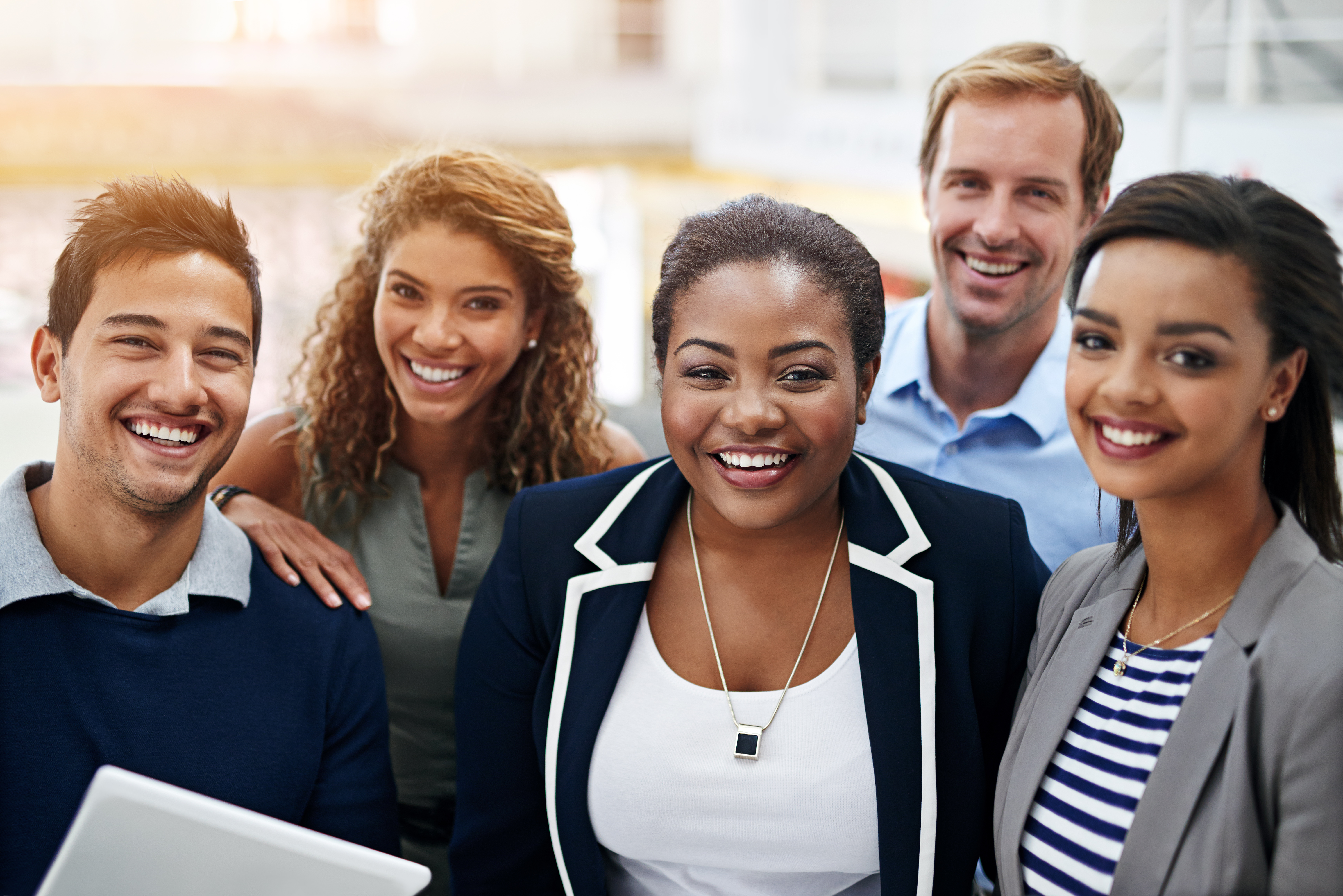How to Find Qualified Candidates (+9 Best Recruiting Tools for Hiring Managers)